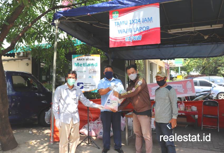 YMP yayasan metropolitan peduli Metland csr sembako covid-19 realestat id dok YMP yayasan metropolitan peduli Metland csr sembako covid-19 realestat id dok