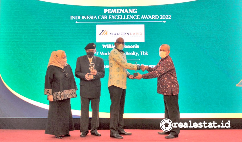 PT Modernland Realty Tbk Raih Penghargaan Indonesia CSR Excellence Award 2022 realestat.id dok PT Modernland Realty Tbk Raih Penghargaan Indonesia CSR Excellence Award 2022 realestat.id dok