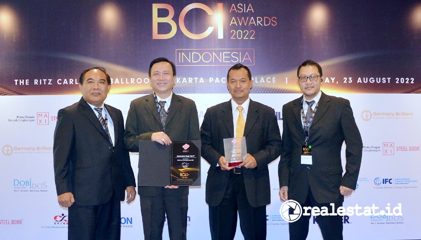 Modernland Realty Top 10 Developers Indonesia BCI Asia Awards 2022 realestat.id dok Modernland Realty Top 10 Developers Indonesia BCI Asia Awards 2022 realestat.id dok