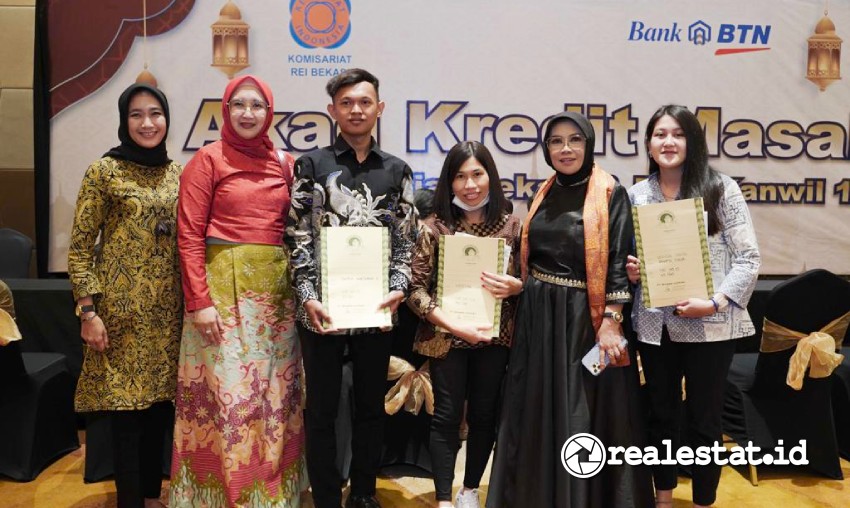 Akad Kredit Massal Halalbihalal Komisariat REI Bekasi Bank BTN realestat.id dok Akad Kredit Massal Halalbihalal Komisariat REI Bekasi Bank BTN realestat.id dok