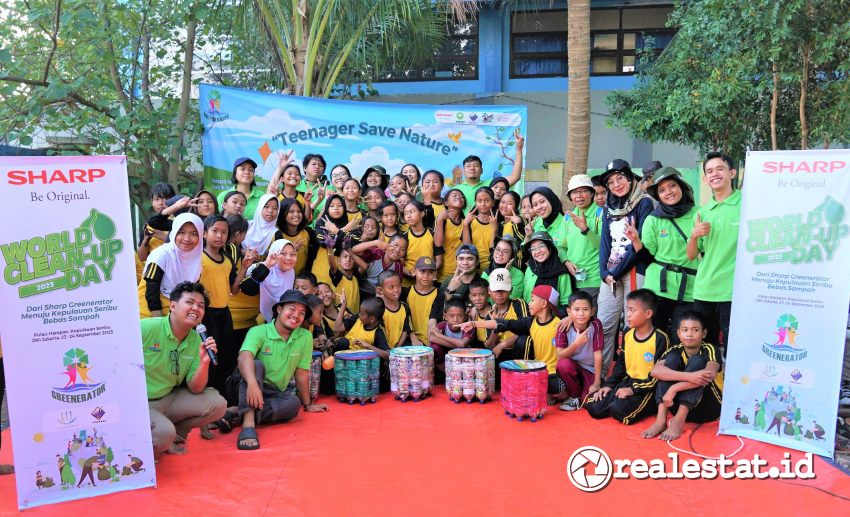 Sharp Indonesia Greenerator World Clean Up Day Pulau Harapan realestat.id dok Sharp Indonesia Greenerator World Clean Up Day Pulau Harapan realestat.id dok
