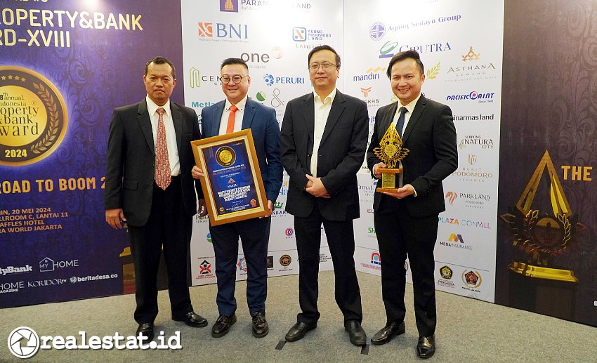 Vastu @ Jakarta Garden City Terima Penghargaan Duo Award 2024 realestat.id dok Vastu @ Jakarta Garden City Terima Penghargaan Duo Award 2024 realestat.id dok
