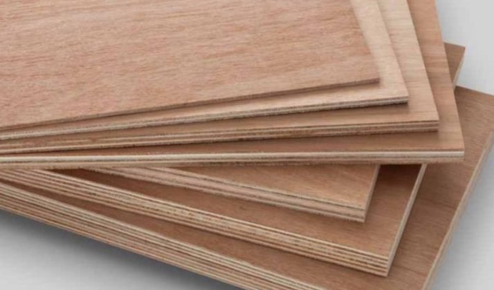 Triplek per lembar dengan berbagai ukuran dan jenis