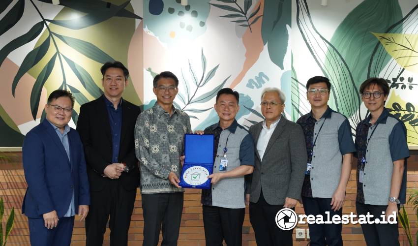 Kesepakatan kerjasama BCA dengan Otoritas Singapura Kembangkan Gedung Ramah Lingkungan-RealEstat.id Kesepakatan kerjasama BCA dengan Otoritas Singapura Kembangkan Gedung Ramah Lingkungan-RealEstat.id