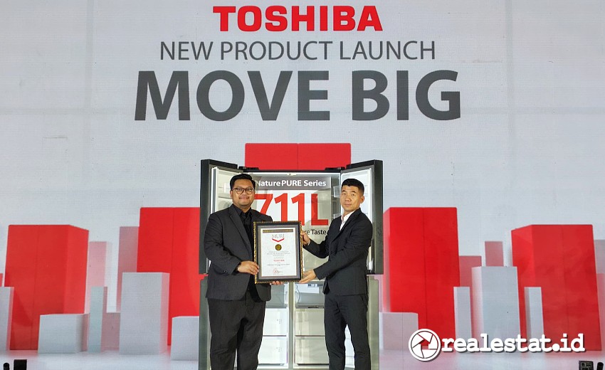 Lemari Es Kulkas 4 Pintu Toshiba Terbesar di Indonesia Asia Pasifik realestat.id dok Lemari Es Kulkas 4 Pintu Toshiba Terbesar di Indonesia Asia Pasifik realestat.id dok