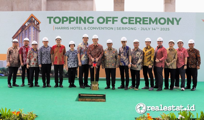 Topping Off Hotel Harris Summarecon Serpong Realestat.id dok Topping Off Hotel Harris Summarecon Serpong Realestat.id dok