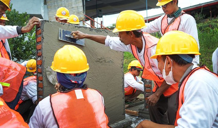 Harga Borongan Pagar Tembok per Meter Persegi (M2) Terbaru 2025-RealEstat.id Harga Borongan Pagar Tembok per Meter Persegi (M2) Terbaru 2025-RealEstat.id