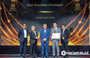 Paramount Land Menangi Dua Penghargaan Prestisius di PropertyGuru Indonesia Property Awards 2025 Paramount Land Best Township Developer PropertyGuru Indonesia Property Awards 2025 realestat.id dok