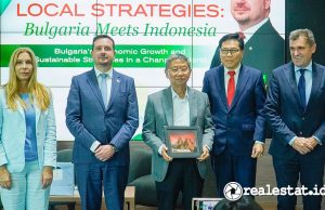 President Club Helat Forum Bisnis, Jembatani Kolaborasi Bulgaria dan Indonesia President University Club Jababeka Bulgaria realestat.id dok