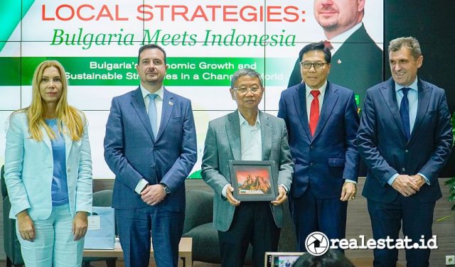 President University Club Jababeka Bulgaria realestat.id dok