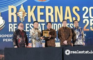 Kolaborasi JBS Perkasa dan REI Tingkatkan Kualitas Rumah Subsidi di Indonesia Melalui Solusi Pintu Baja Fortress Kolaborasi JBS Perkasa dan REI untuk Program 3 Juta Rumah-RealEstat.id