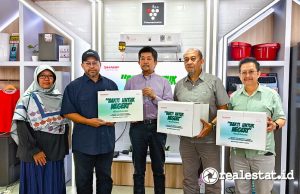 Rilis Slogan ‘In Step With Your Future.’, Sharp Indonesia Gencarkan Aksi Sosial slogan Sharp In Step With Your Future baktu untuk negeri banjir longsor sumatera realestat.id dok