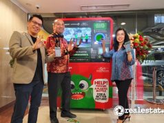 Sharp Hadirkan Mesin RVM Kedua di Plaza Indonesia, Aksi Nyata Kurangi Sampah Plastik Sharp Plaza Indonesia Plasticpay RVM sampah realestat.id dok